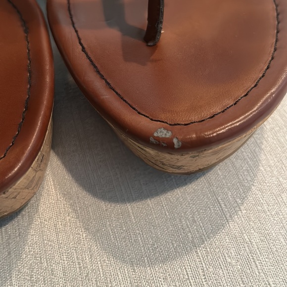 Tommy Hilfiger Women’s Wedges w/ Black Strap Size 9 Amazing condition - Picture 8 of 15